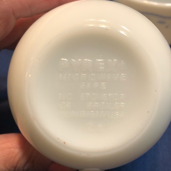 Pyrex Morning Blue coffee cups - Picture 3 of 4